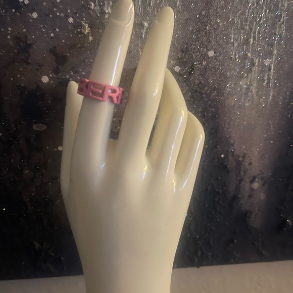 Burberry Logo Band Ring in PRIMROSE PINK - Picture 2 of 2